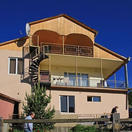 Hotel Dilbo House Dilijan Esterno foto