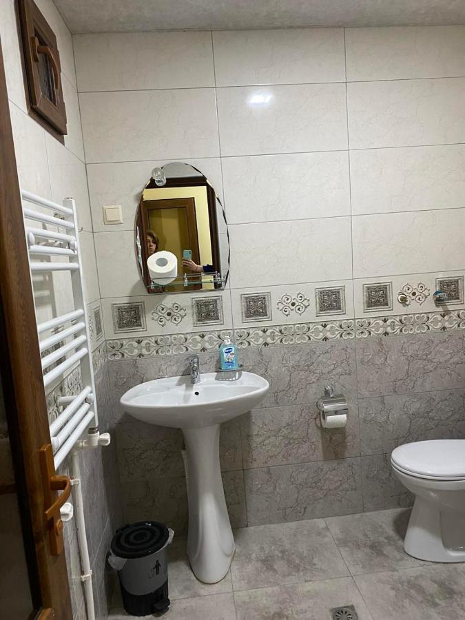 Hotel Dilbo House Dilijan Esterno foto