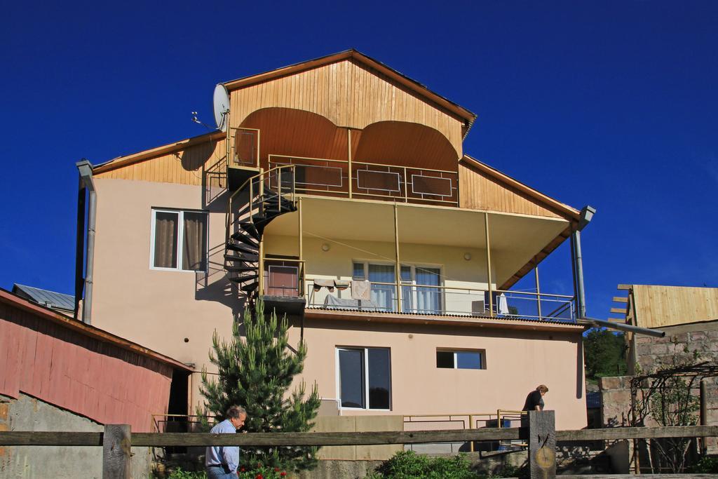 Hotel Dilbo House Dilijan Esterno foto